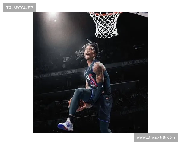 爵士队防守强度爆发莫兰特突破遭封盖全场沸腾